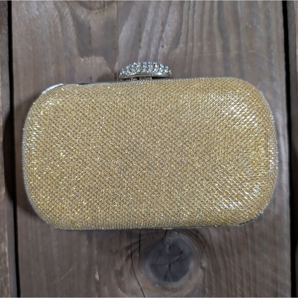 Shimmering Gold and Silver Evening Clutch - Picture 4 of 7